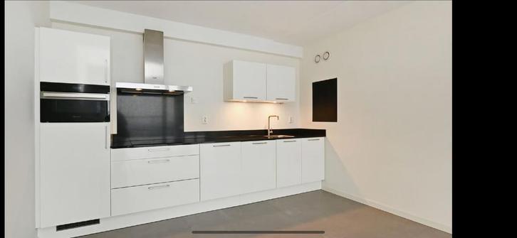 Complete keuken (4 jaar oud) met apparatuur, Huis en Inrichting, Keuken | Complete keukens, Gebruikt, Enkelwandige keuken, Wit