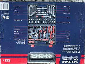 Gereedschap set voor starter beschikbaar voor biedingen