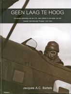 Geen laag te hoog, Ophalen of Verzenden, Zo goed als nieuw, Jaques A.C Bartels, Vliegtuig