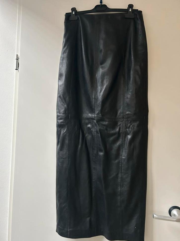 Gestuz leren rok, maat 36/S, zwart, Kleding | Dames, Rokken, Zo goed als nieuw, Maat 36 (S), Zwart, Onder de knie, Ophalen of Verzenden