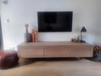 Zwevend tv meubel massief eiken van Sessink wonen
180 breed, Huis en Inrichting, Kasten | Televisiemeubels, Ophalen, 150 tot 200 cm
