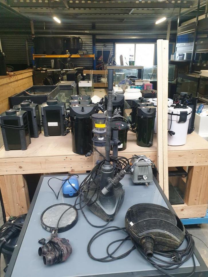 Vissenasiel 2ehands groot aanbod vijver + aquaria toebehoren, Tuin en Terras, Vijver-toebehoren, Zo goed als nieuw, Vijverpomp