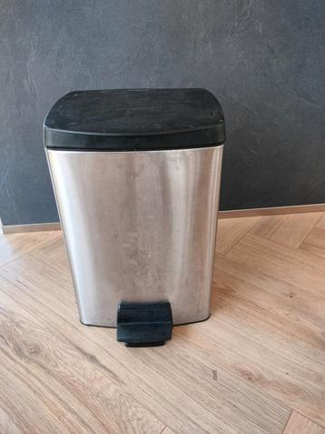Brabantia Prullenbak - 10-15 Liter beschikbaar voor biedingen
