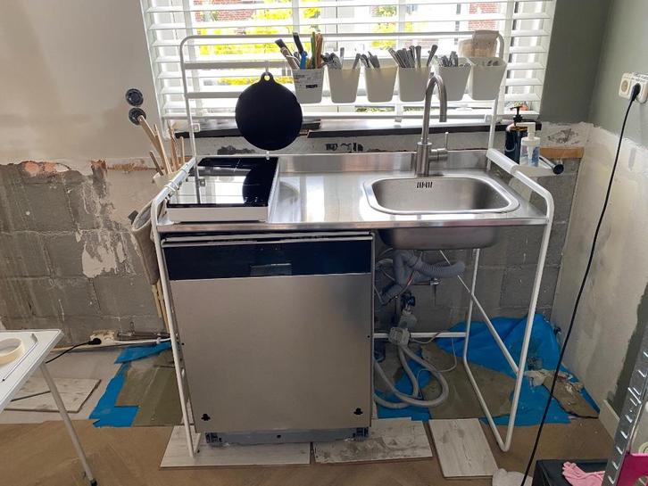 Nood keukentje IKEA SUNNERSTA, Huis en Inrichting, Keuken | Keukenelementen, Zo goed als nieuw, 100 tot 150 cm, 100 tot 150 cm