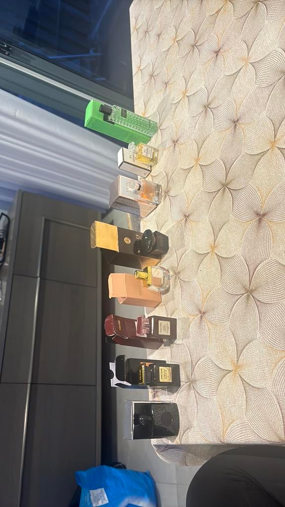 Mini parfummetjes 10 euro per stuk!, Ophalen of Verzenden, Minder dan 10 m²