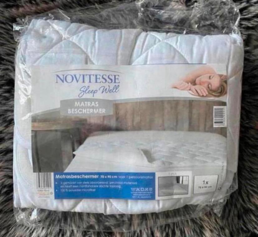 Matras beschermer / nieuw ! 70x90 cm, Eenpersoons, Verzenden, Wit, Overige typen