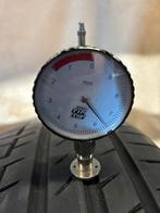 Diverse sets 225-60-18 A-Merken 2 of 4 stuks Zomerbanden, Ophalen, 18 inch, Gebruikt, Band(en)