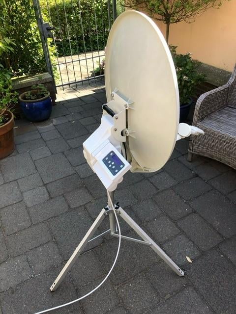 Schotel TV antenne, Travel Vision R6, volautomatisch, met TV, Ophalen, Gebruikt, (Schotel)antenne, Overige merken