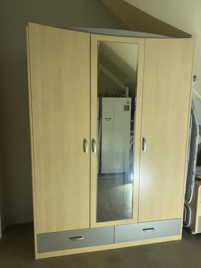 Kledingkast grijs/licht eiken met spiegel en lades, Ophalen, Gebruikt, 200 cm of meer, Overige houtsoorten