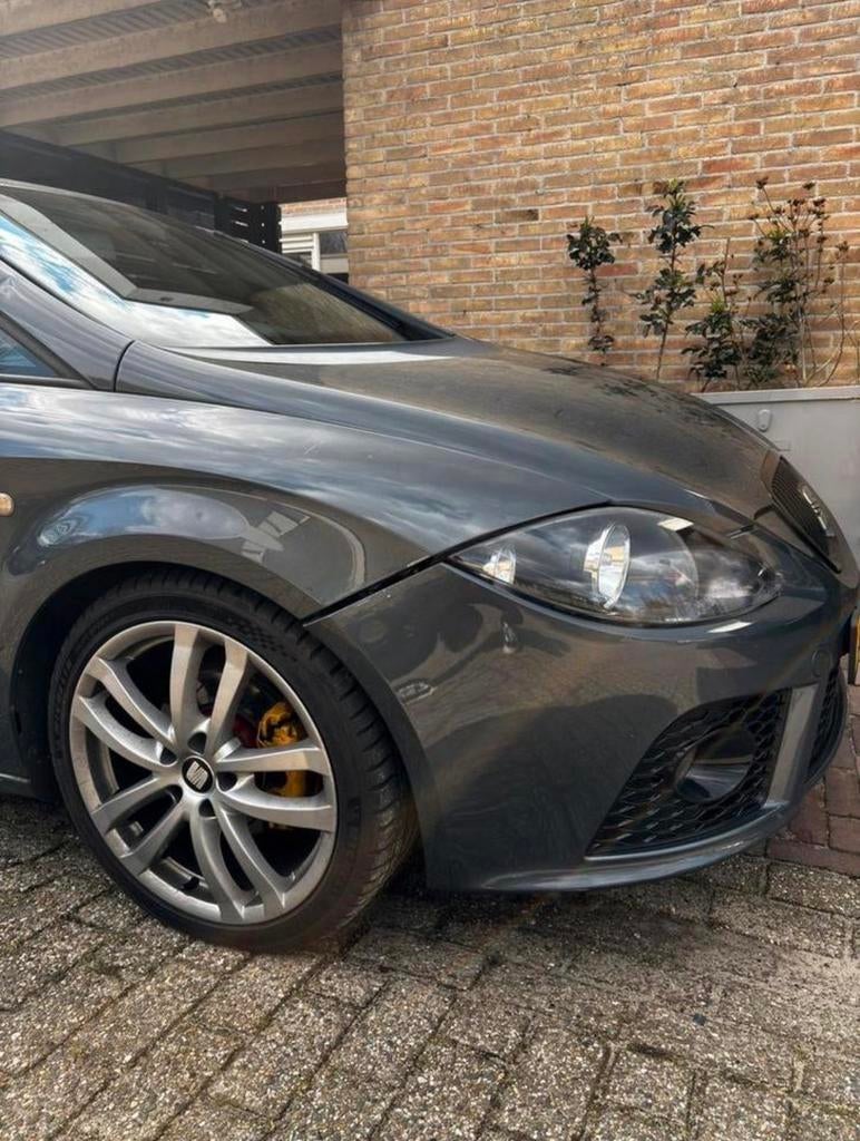 Seat Leon 1.8 Tfsi 118KW 2007 Grijs, Auto's, Seat, Voorwielaandrijving, 1295 kg, 4 cilinders, Particulier
