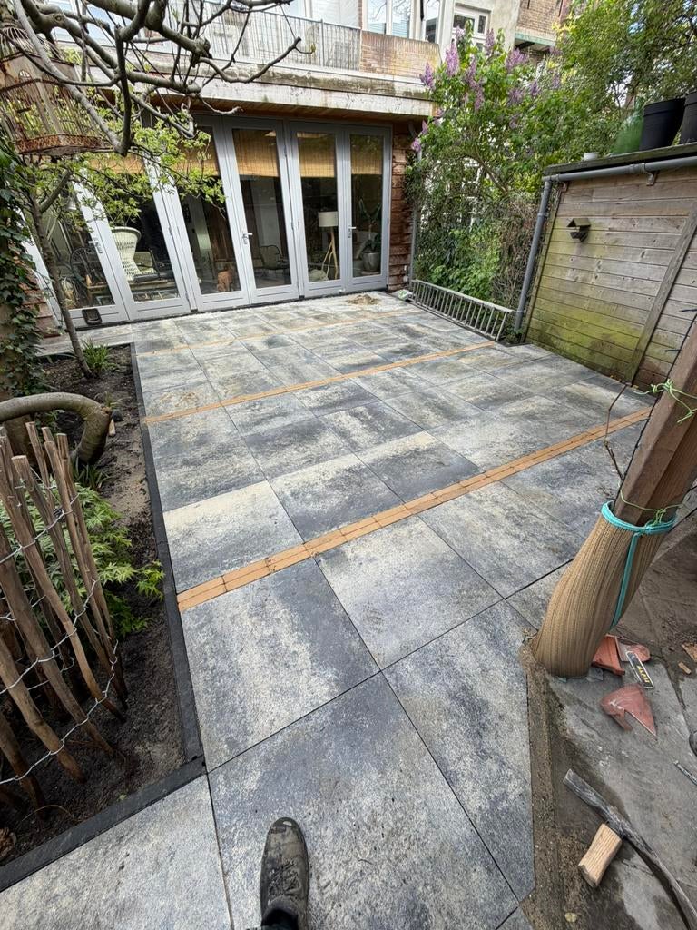 Stratenmaker gezocht wij helpen u graag, Diensten en Vakmensen, Tuinmannen en Stratenmakers, Bestrating