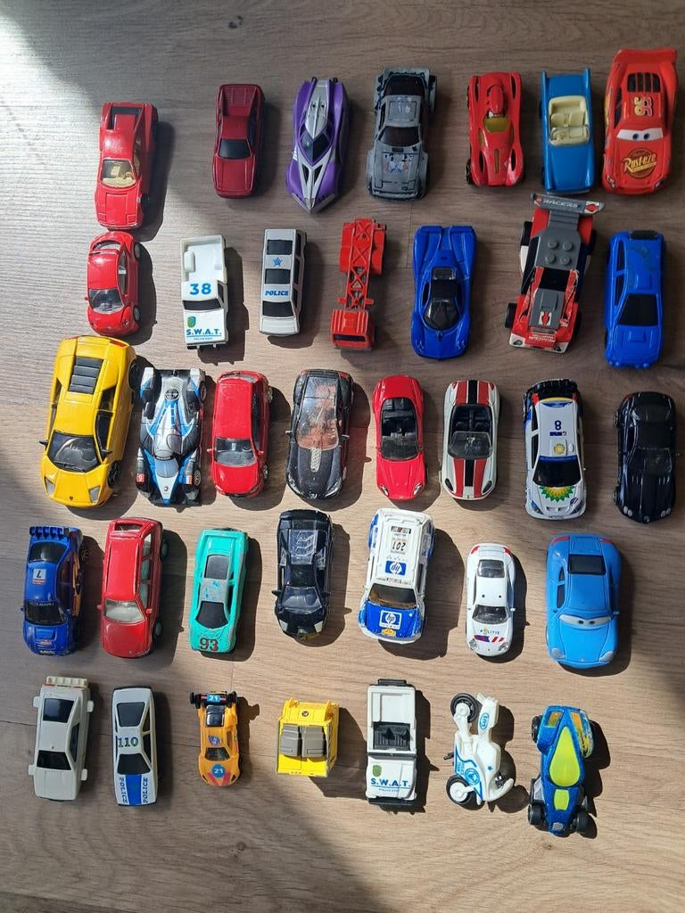Grote collectie speelgoedauto's, Kinderen en Baby's, Speelgoed | Speelgoedvoertuigen, Ophalen of Verzenden, Gebruikt