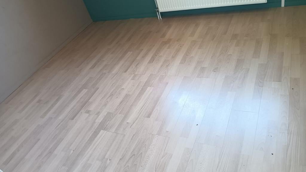 Licht laminaat - Ideaal voor diverse ruimtes, Huis en Inrichting, Stoffering | Vloerbedekking, Ophalen, Gebruikt, 25 tot 50 m²