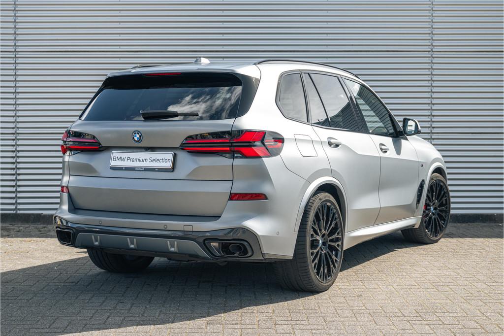 BMW X5 xDrive50e High Executive M Sport Automaat / Panoramad, Gebruikt, 2395 kg, Met garantie (alle), 489 pk