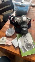 Canon EOS 300 analoge fotocamera + filters, incl boekje, Ophalen of Verzenden, Zo goed als nieuw, Spiegelreflex, Canon