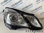 Koplamp rechts van een Mercedes E-Klasse, Auto-onderdelen, Verlichting, 12 maanden garantie, -, Nieuw, Ophalen of Verzenden