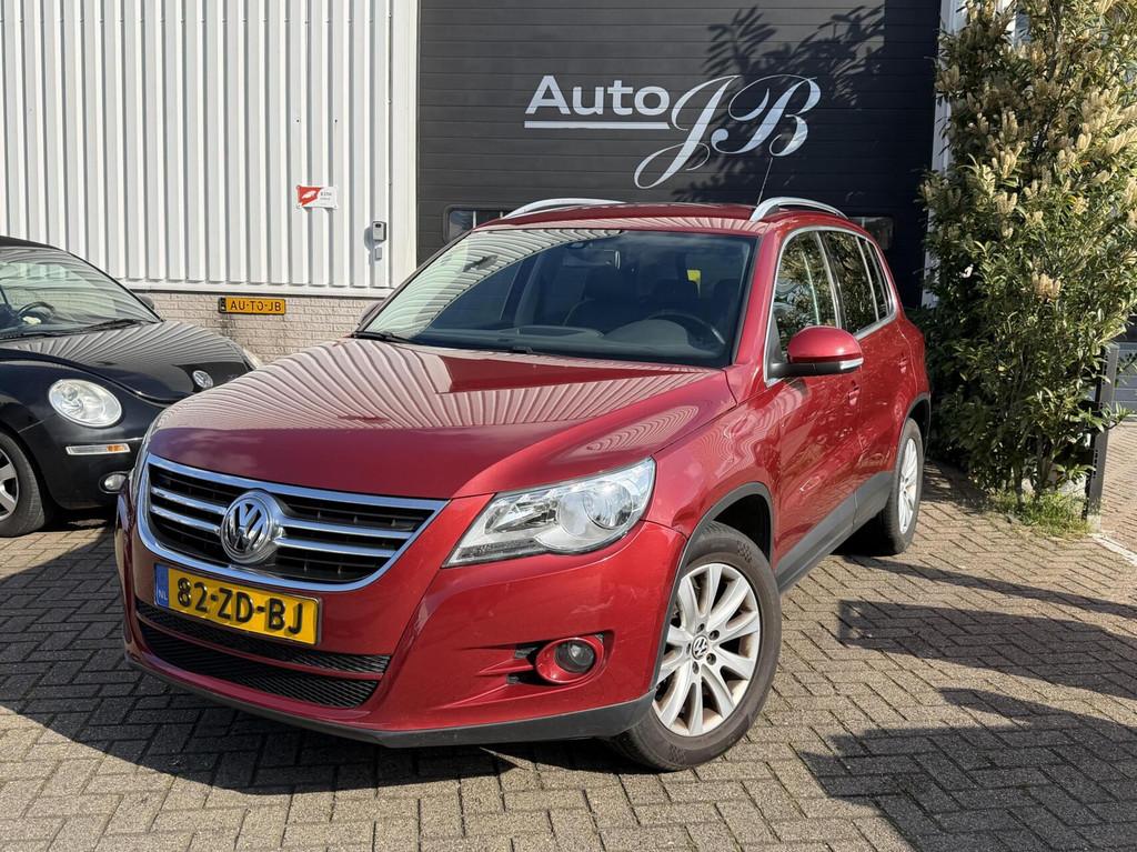 Volkswagen Tiguan 1.4 TSI 4MOTION | LEER | CAMERA | LEES TEK, Gebruikt, Zwart, 4 cilinders, Navigatiesysteem