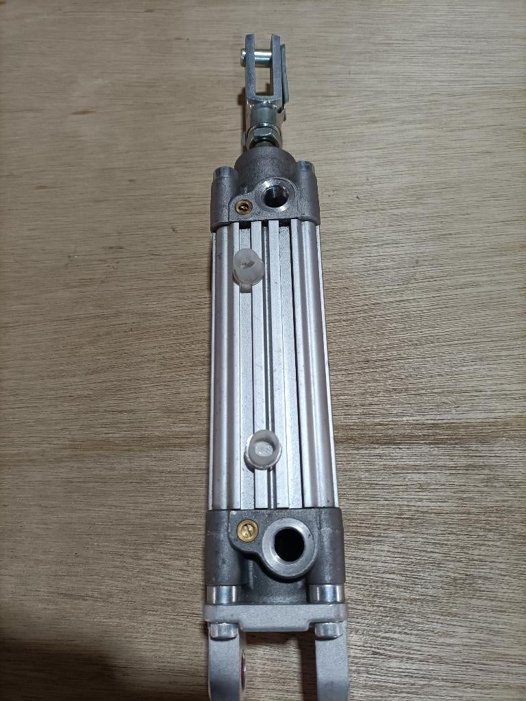 diverse luchtcilinders festo rexroth aventics, Ophalen of Verzenden, Gebruikt