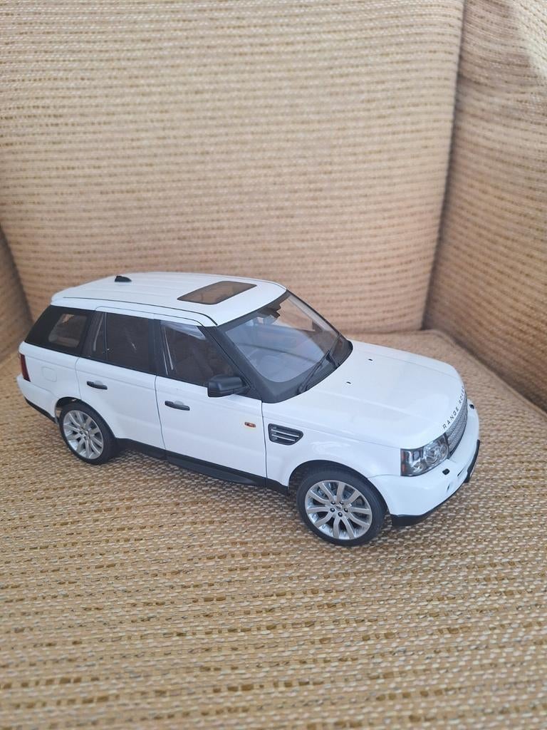 Landrover Range Rover sport 1:18, Ophalen of Verzenden, Zo goed als nieuw, Auto, Autoart