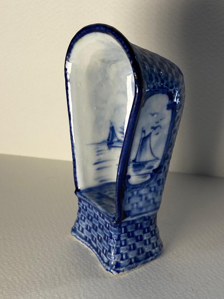 Delfts blauwe strandstoel, mooi voor in poppenhuis, Antiek en Kunst, Curiosa en Brocante, Ophalen of Verzenden