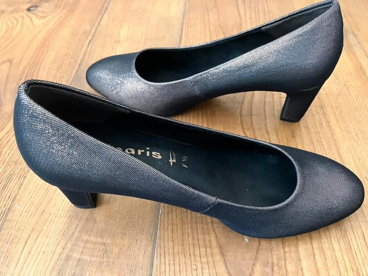 Pumps van Tamaris, hakken, maat 38, goud/bruin/brons. Nieuw!, Kleding | Dames, Schoenen, Nieuw, Pumps, Overige kleuren, Ophalen