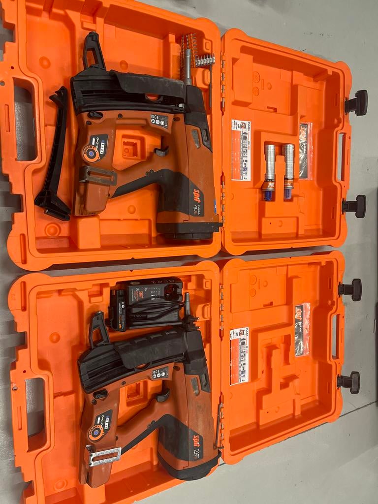 2x Spit Pulsa 40E tackers met toebehoren, Doe-het-zelf en Verbouw, Gereedschap | Handgereedschap, Ophalen of Verzenden, Gebruikt