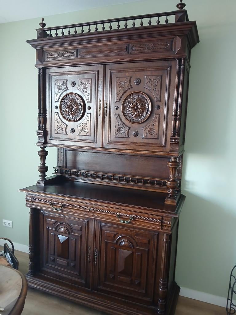 Prachtige Henri Deux kast. 1860 1870. Voor 25 april ophalen!, Antiek en Kunst, Antiek | Meubels | Kasten, Ophalen