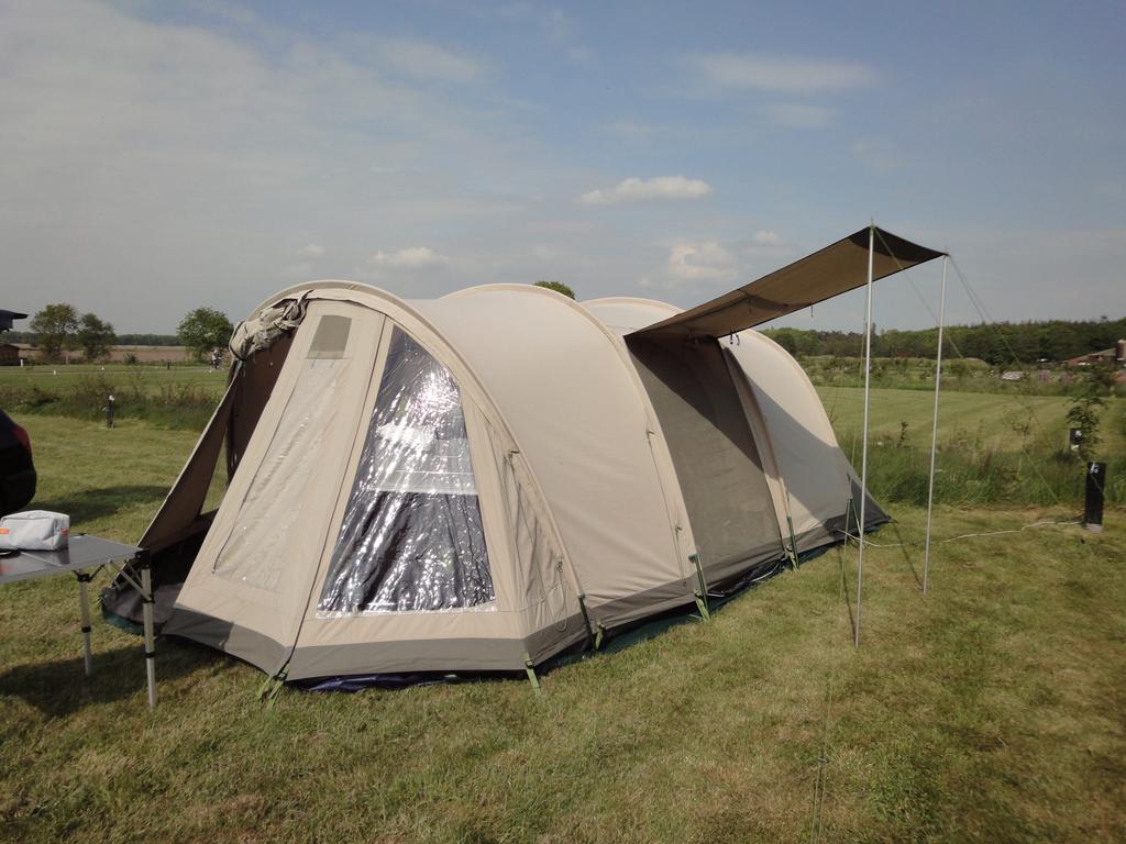 Tunneltent Nomad Bantu 4 Air, Caravans en Kamperen, Ophalen, Gebruikt, Tot en met 4