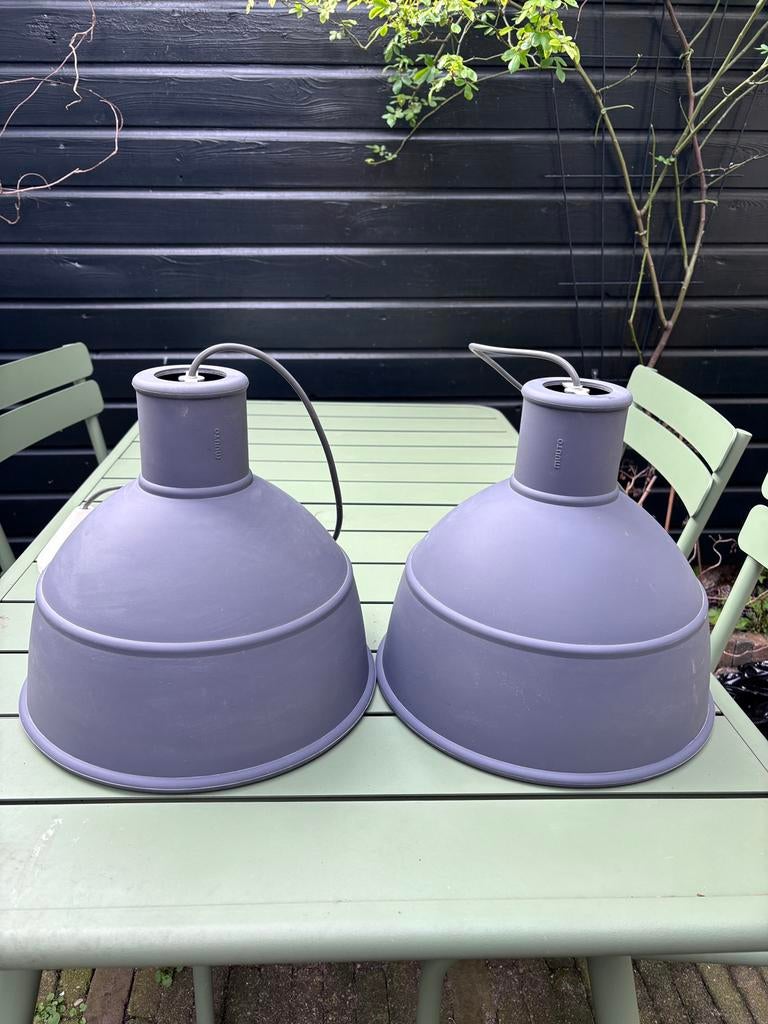 Lampen Muuto Unfold grijs, Ophalen of Verzenden, Zo goed als nieuw, Grijs, Rond