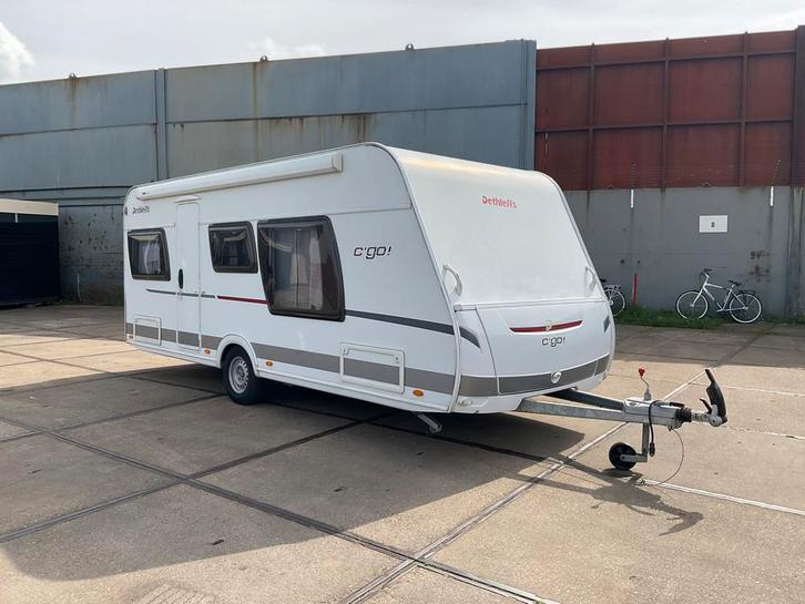 Dethleffs cgo 515 met Queenbed, Caravans en Kamperen, Caravans, Bedrijf, tot en met 4, Rondzit, Dethleffs, Luifel, Ophalen