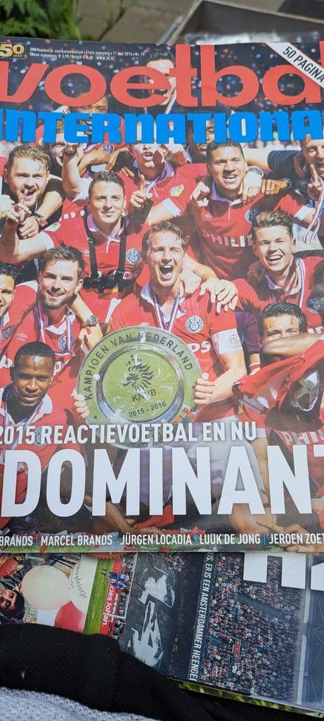 VI PSV Kampioen mei 2016, Ophalen of Verzenden, Gelezen, Sport en Vrije tijd