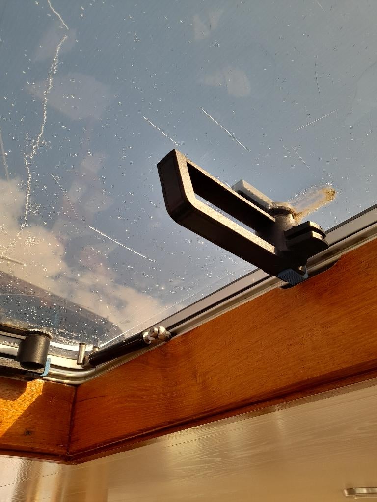 Gebo dek-vluchtluik 80x80, Ophalen, Gebruikt