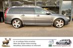 Volvo V70 2.0T 203 pk Aut. R-Edition, Leer, Xenon, Trekhaak, Euro 5, Zwart, 4 cilinders, Navigatiesysteem