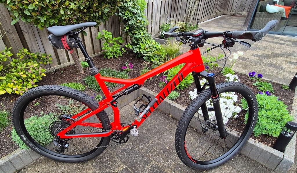 Specialized Epic Comp Evo, Fietsen en Brommers, Fietsen | Mountainbikes en ATB, Zo goed als nieuw, 53 tot 57 cm, Ophalen, Overige merken