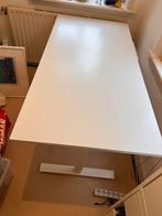 Ikea Skarsta bureau, Huis en Inrichting, Bureaus, Ophalen, In hoogte verstelbaar, Gebruikt, Stabureau