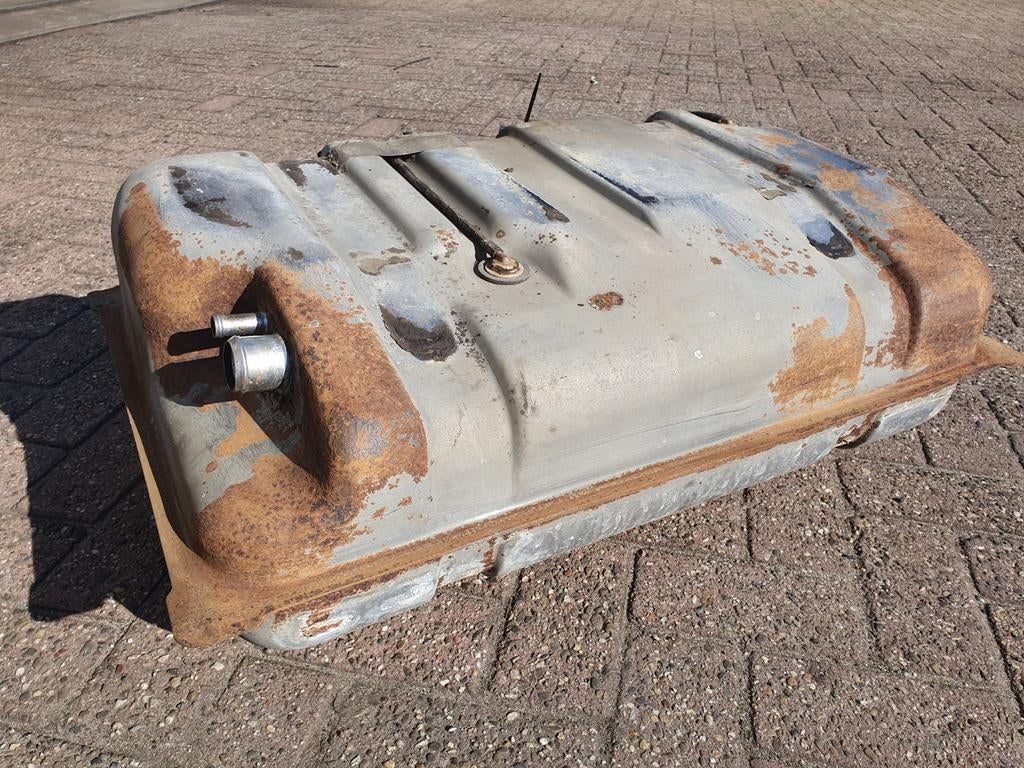 Goede stalen benzine tank Jeep Cherokee XJ., Auto-onderdelen, Ophalen, Jeep