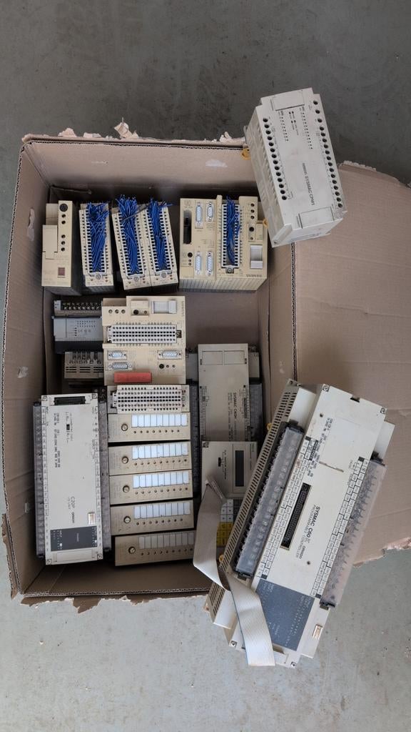 Omron PLC apparatuur, Hobby en Vrije tijd, Elektronica-componenten, Ophalen of Verzenden