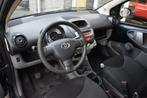 Toyota Aygo 1.0-12V Aspiration Green Navigator 1e eigenaar A, Voorwielaandrijving, Stof, Gebruikt, Zwart