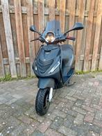 Piaggio Zip 4T SP 50cc i-Get 2021 brom Mat zwart, Maximaal 45 km/u, Zip, Ophalen of Verzenden, Zo goed als nieuw