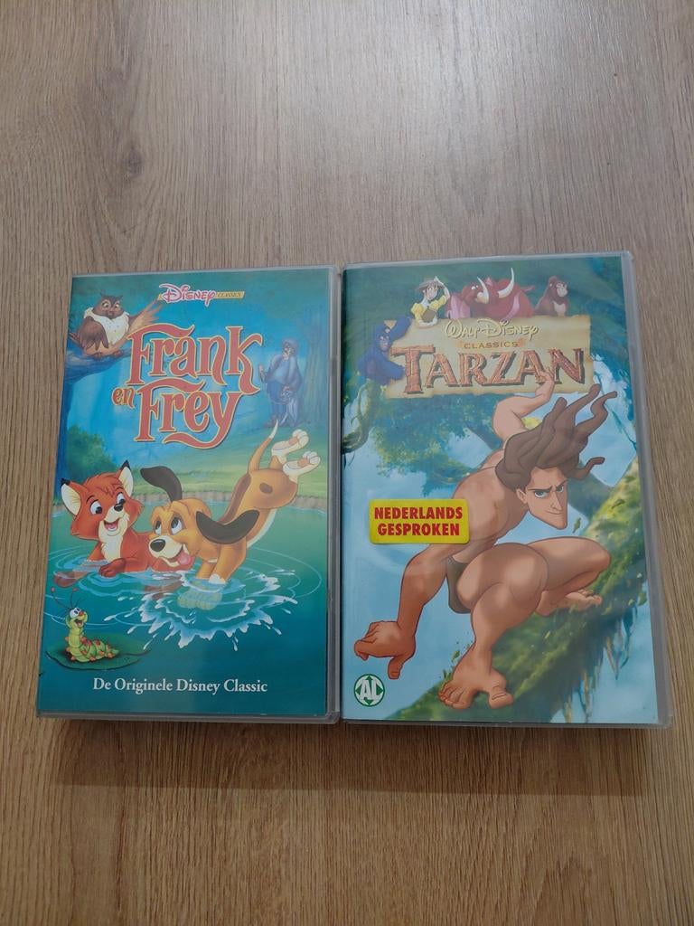 Disney Classics Tarzan & Frank en Frey op videoband., Alle leeftijden, Ophalen of Verzenden, Gebruikt, Tekenfilms en Animatie