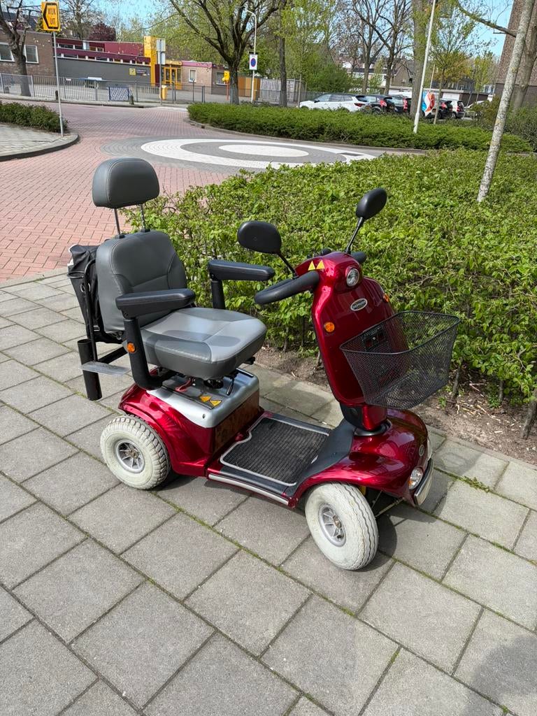 Scootmobiel - Shoprider TE-889SL – goede staat - accu (2024), Diversen, Brommobielen en Scootmobielen, Ophalen, Zo goed als nieuw