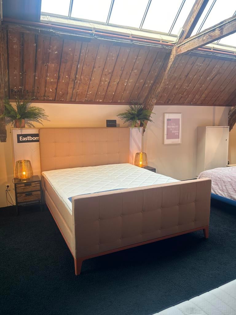 Auping boxspring Criade 180x210, Tweepersoons, Ophalen of Verzenden, Zo goed als nieuw, 180 cm