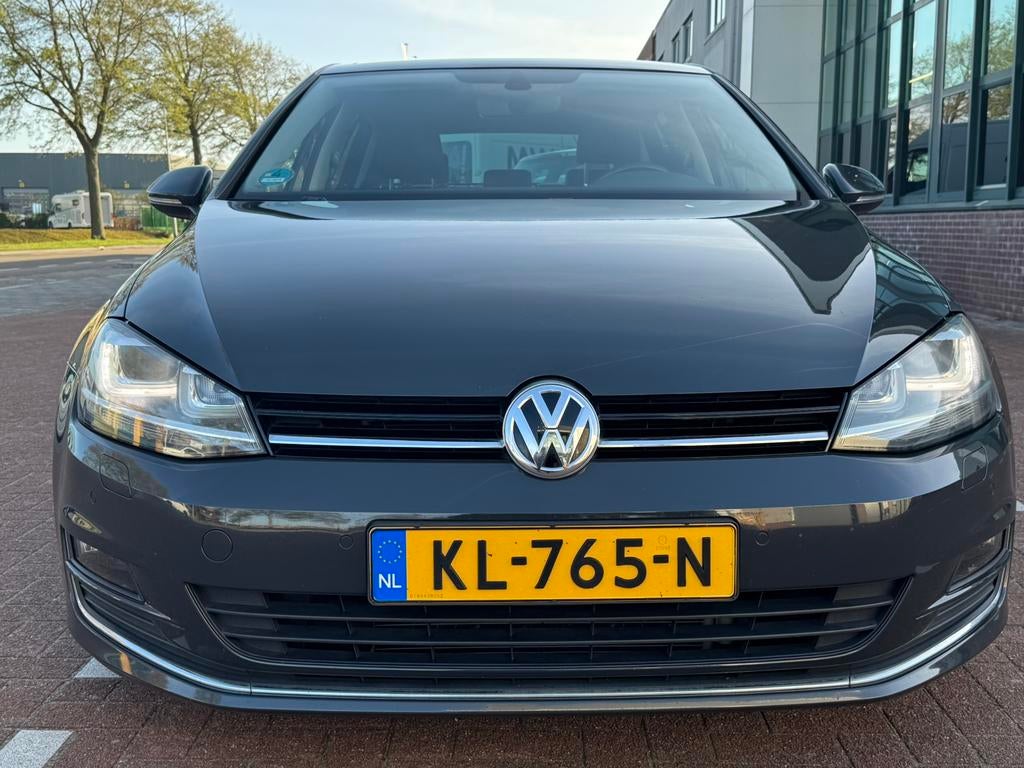 Volkswagen Met alle optiesGolf1.6 TDI 81KW 5D DSG 2016 Grijs, 4 cilinders, 1239 kg, Origineel Nederlands, Diesel