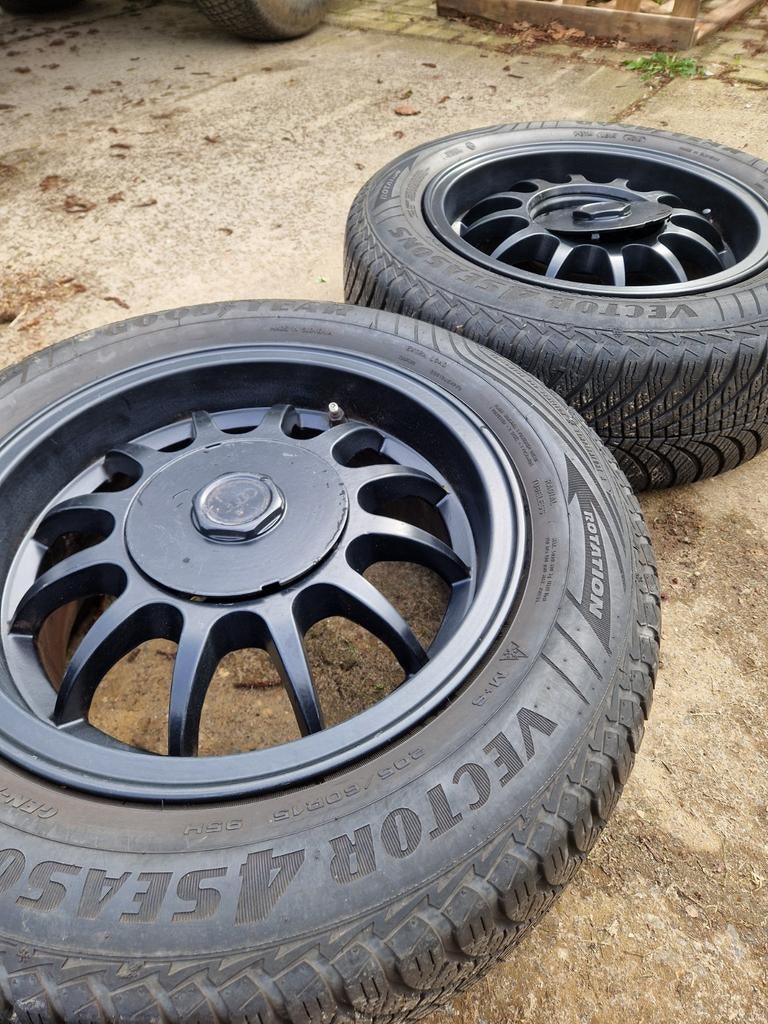 Set lichtmetalen velgen met banden (4 stuks), Ophalen, 15 inch, Banden en Velgen, 205 mm