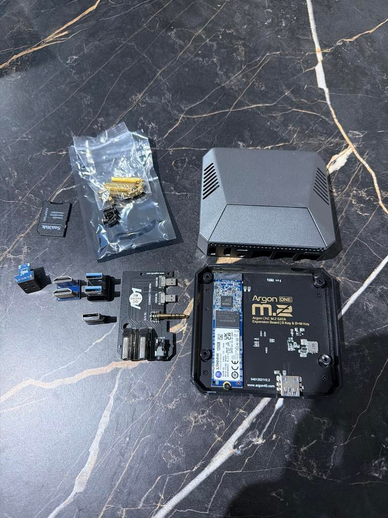 Argon ONE M.2 SATA Case met 120GB SSD, Computers en Software, Harde schijven, Intern, 2402av, Gebruikt, Argon One