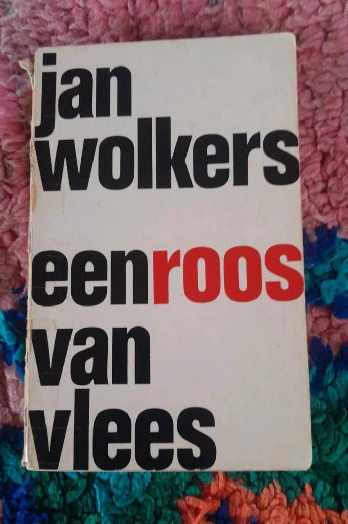 Jan Wolkers - Een roos van vlees GESIGNEERD, Ophalen of Verzenden, Gelezen, Jan Wolkers