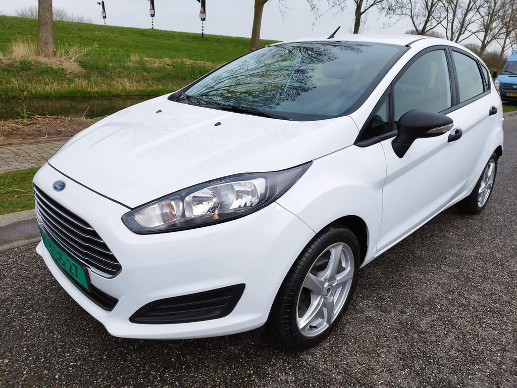 Ford Fiesta 1.25 Trend * 82 PK * 5 DRS * Airco * LM velgen *, Voorwielaandrijving, Stof, Gebruikt, 4 cilinders