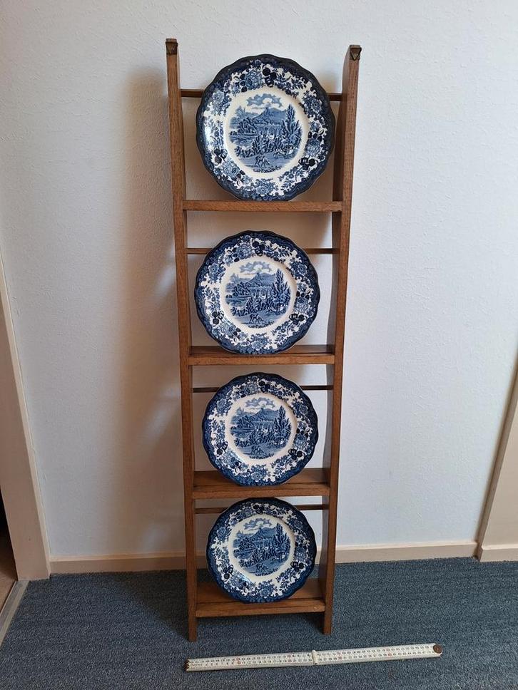 Bordenrek met 4 blauw-witte borden - perfecte staat, Antiek en Kunst, Antiek | Wandborden en Tegels, Ophalen