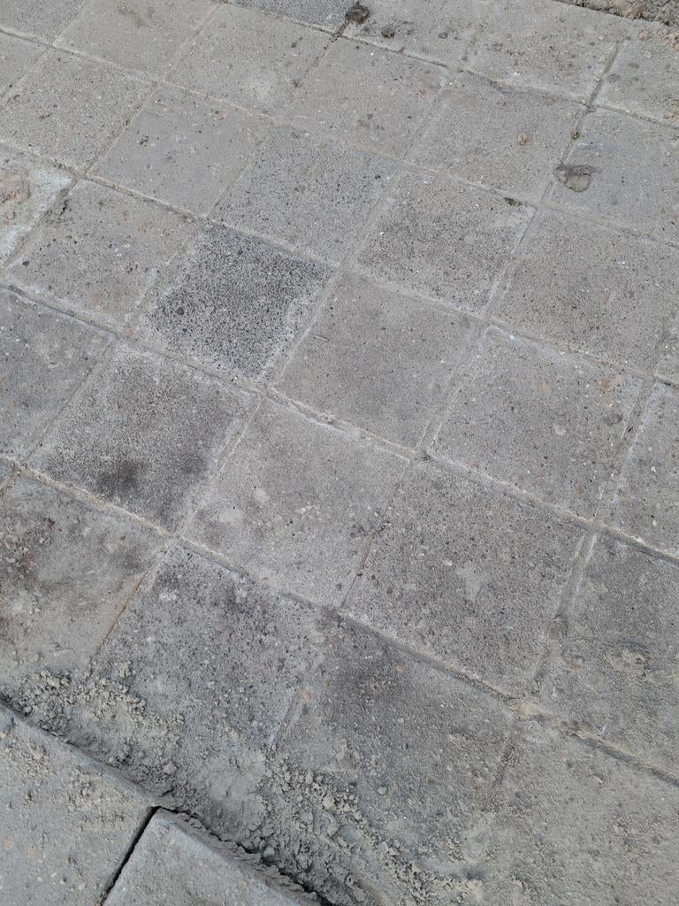 Gratis stoeptegels, ca. 10 m2, Tuin en Terras, Ophalen, Gebruikt, 10 m² of meer, Beton