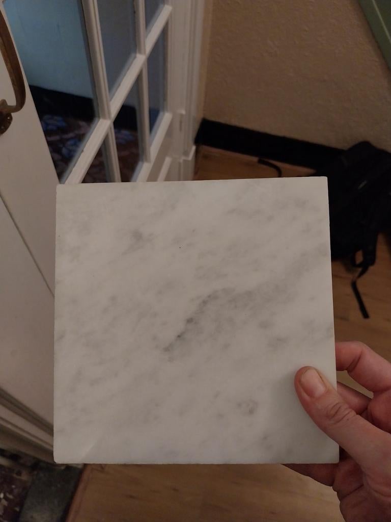 Gezocht wit marmeren tegels 15x15, Doe-het-zelf en Verbouw, Tegels, Wandtegels, Minder dan 20 cm, Minder dan 5 m², Marmer